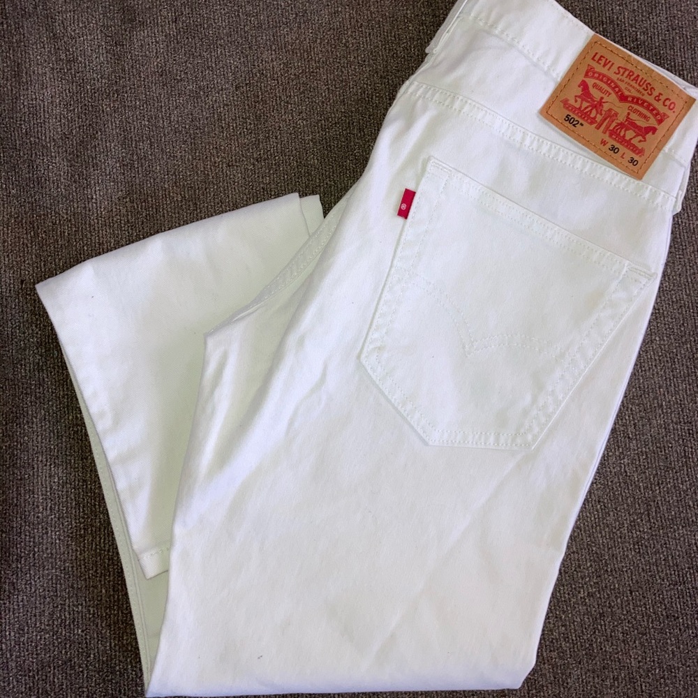 White Levi’s
